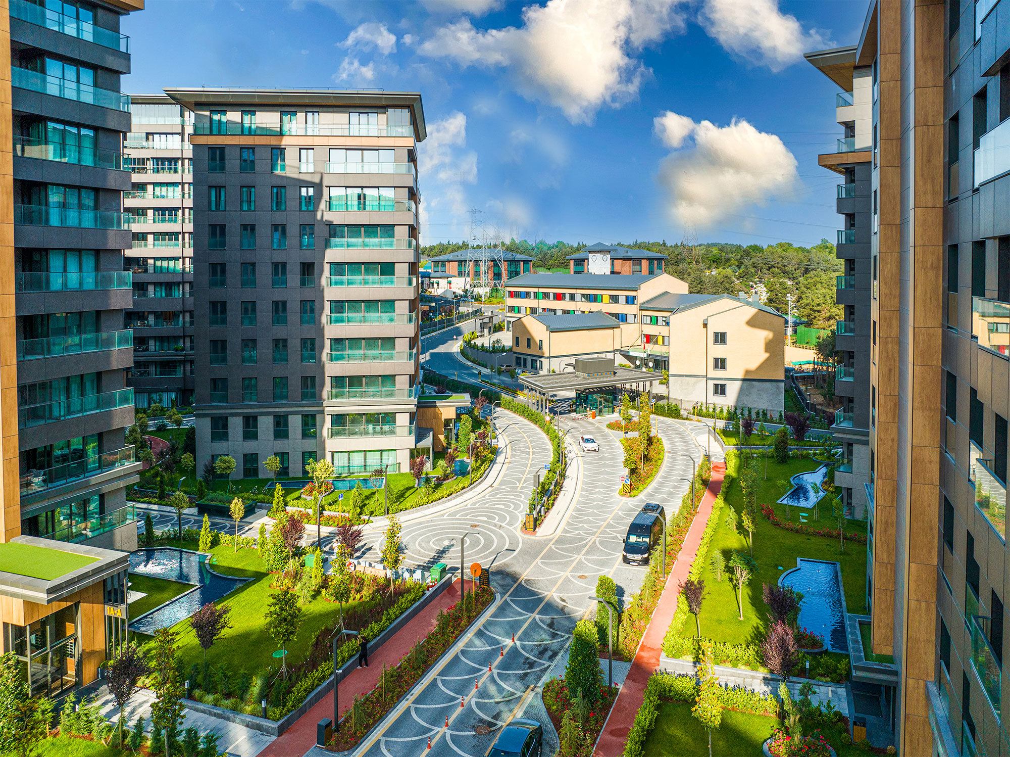 Luxurious Real Estate with a View of the Forest in Kagithane, Istanbul